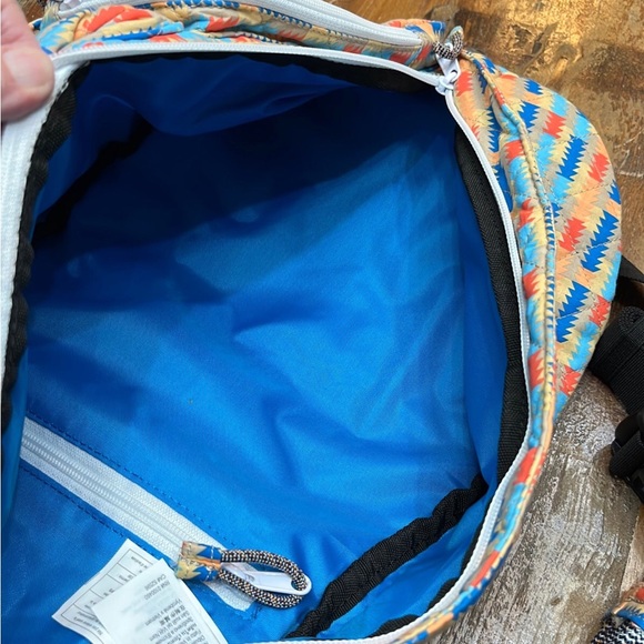NWT Kavu Ropeable Road Runner - Picture 3 of 6